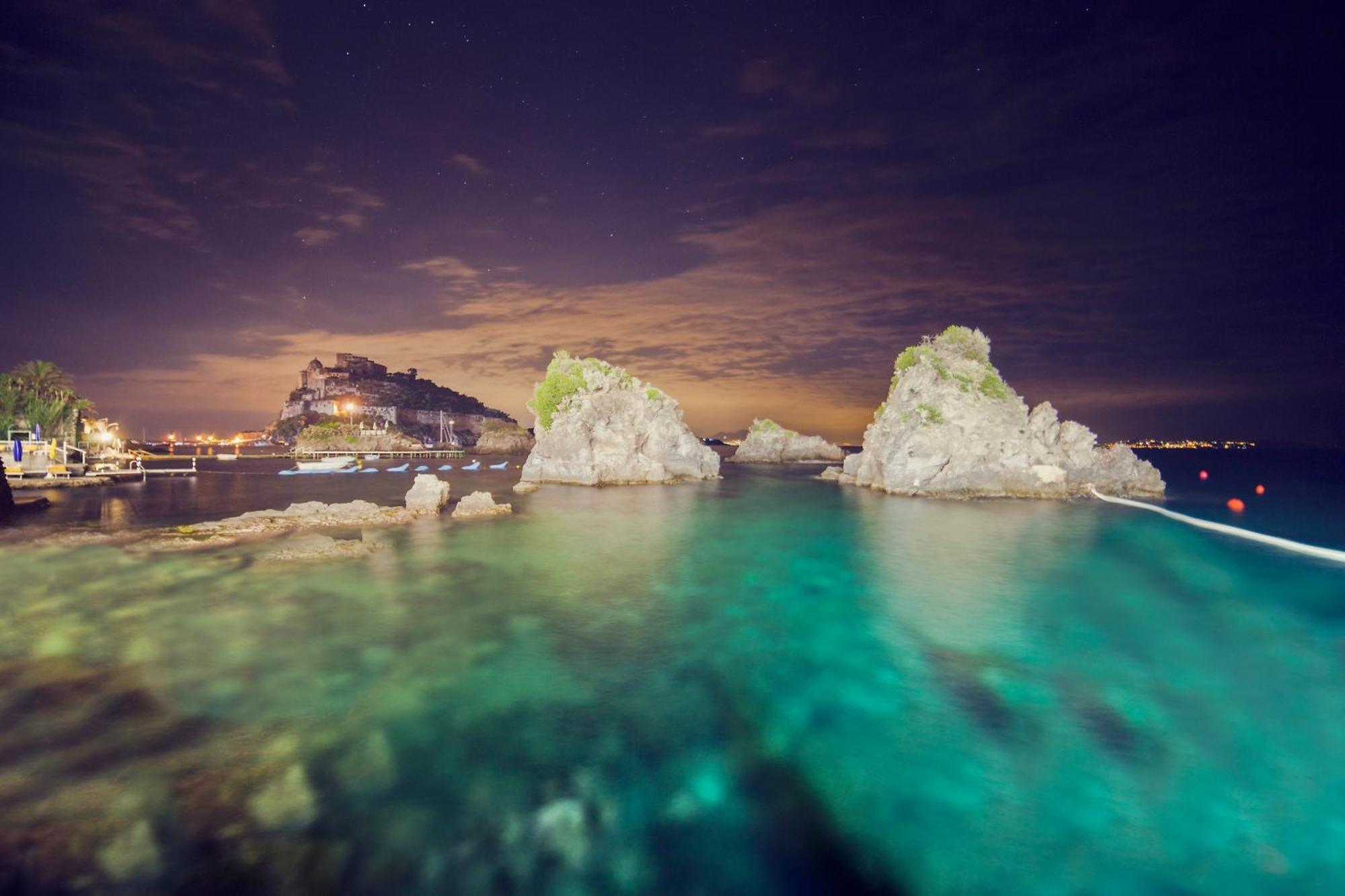 Strand Hotel Delfini Ischia Buitenkant foto