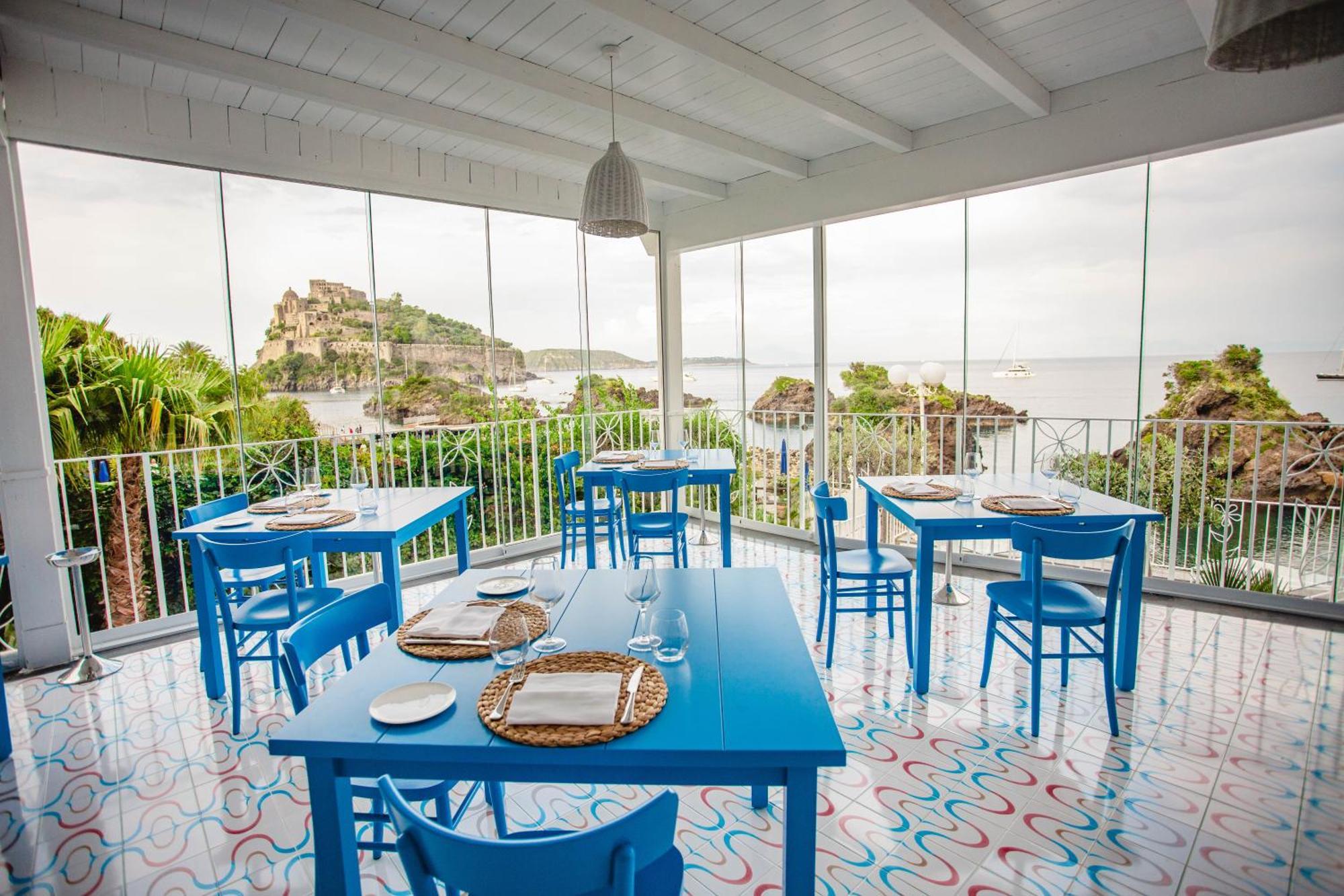 Strand Hotel Delfini Ischia Buitenkant foto