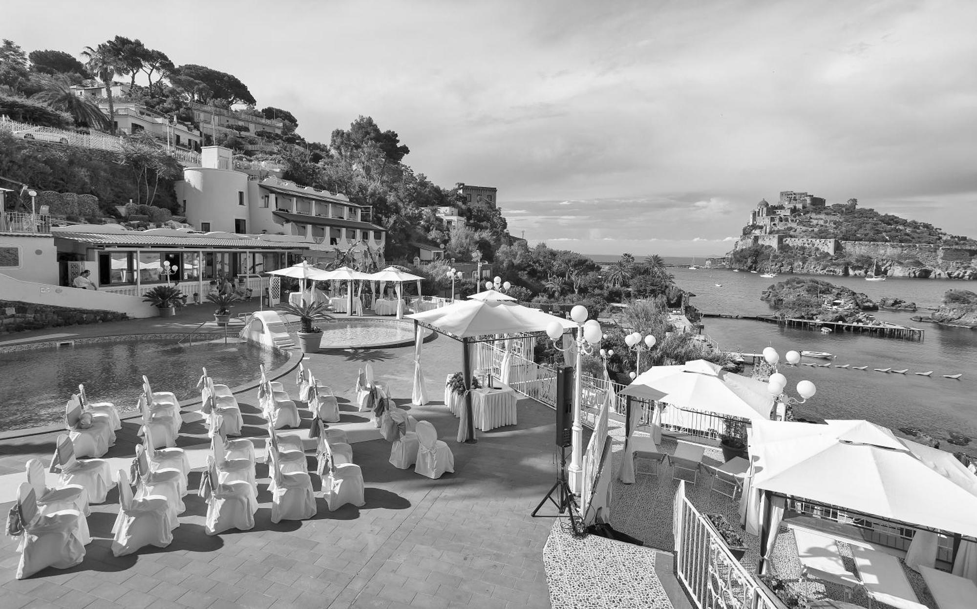 Strand Hotel Delfini Ischia Buitenkant foto