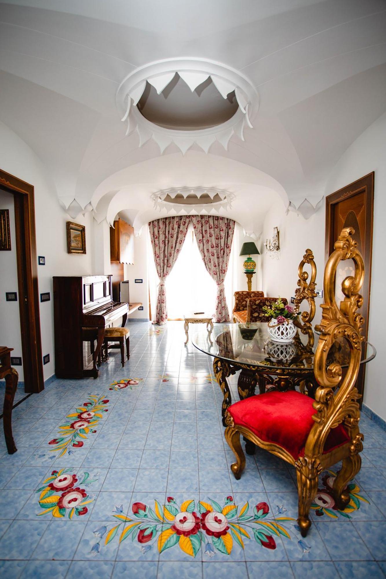 Strand Hotel Delfini Ischia Buitenkant foto