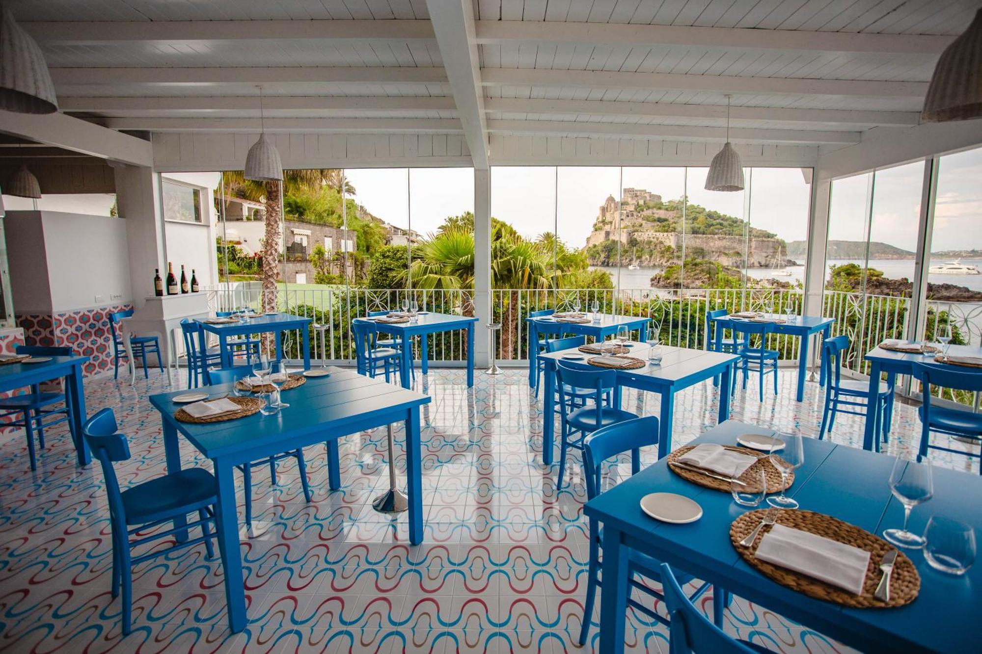 Strand Hotel Delfini Ischia Buitenkant foto